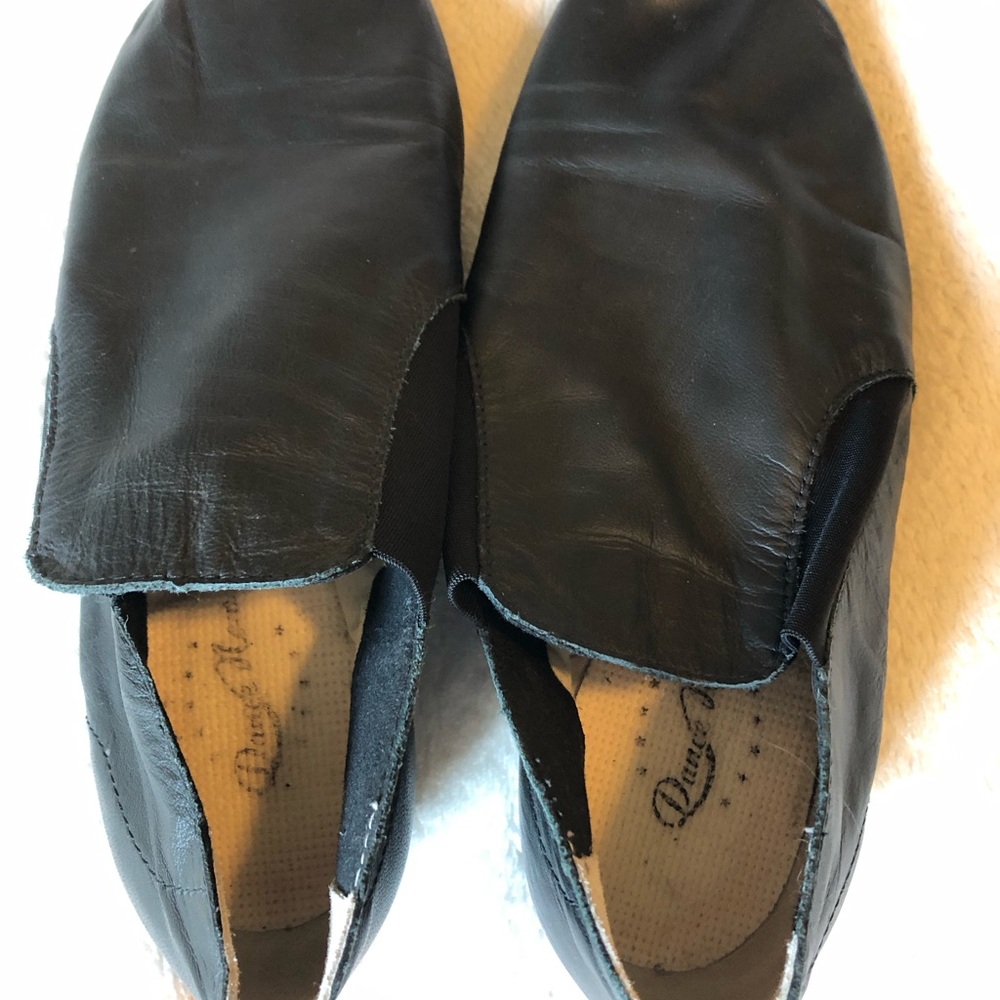 Ladies black jazz shoes